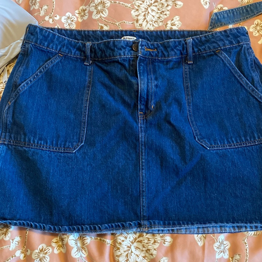 Denim mini skirt gently worn